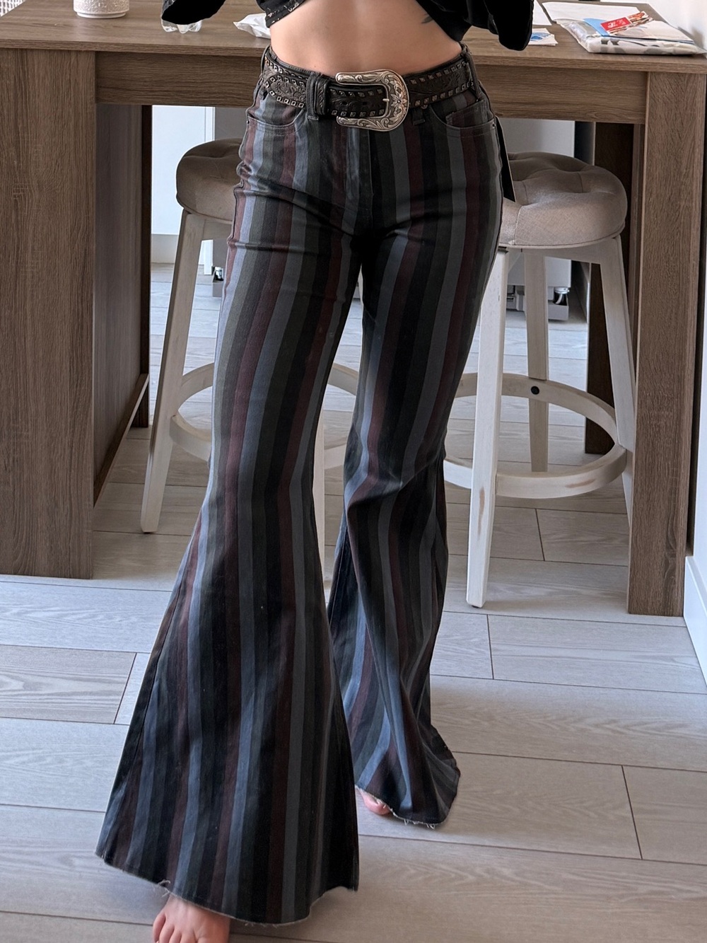 “Rock n’ Roll” Deadstock Denim Size 26 - Ultra Flare Stretch Striped Denim - Picture 3 of 3